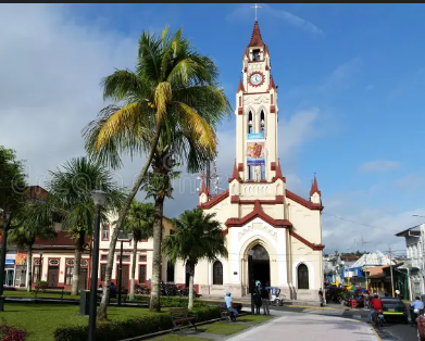 <em>Antonio  </em>Galván    IQUITOS